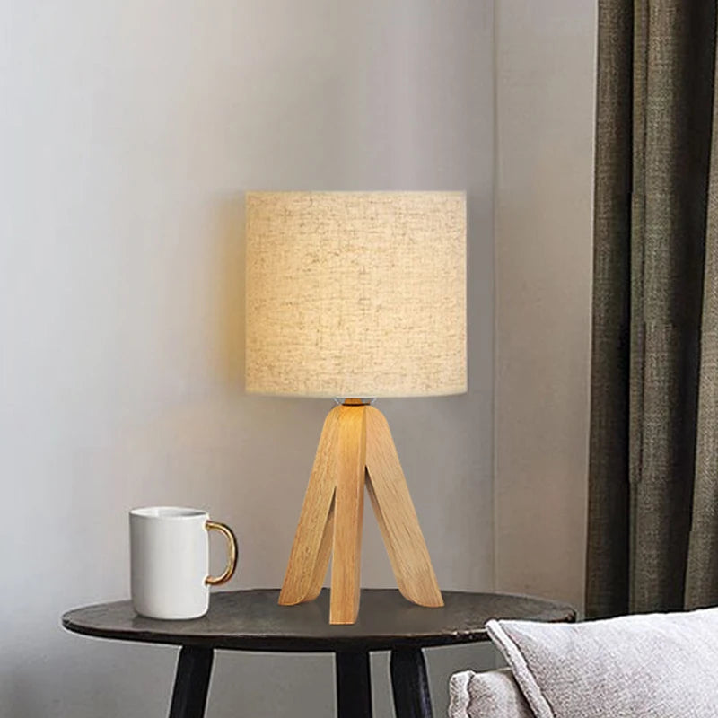 Table Lamp Nordic Fabric Shade Desktop Lights for Study Bedroom Bedside Living Room LED Minimalist Indoor Decor Lighting Fixture