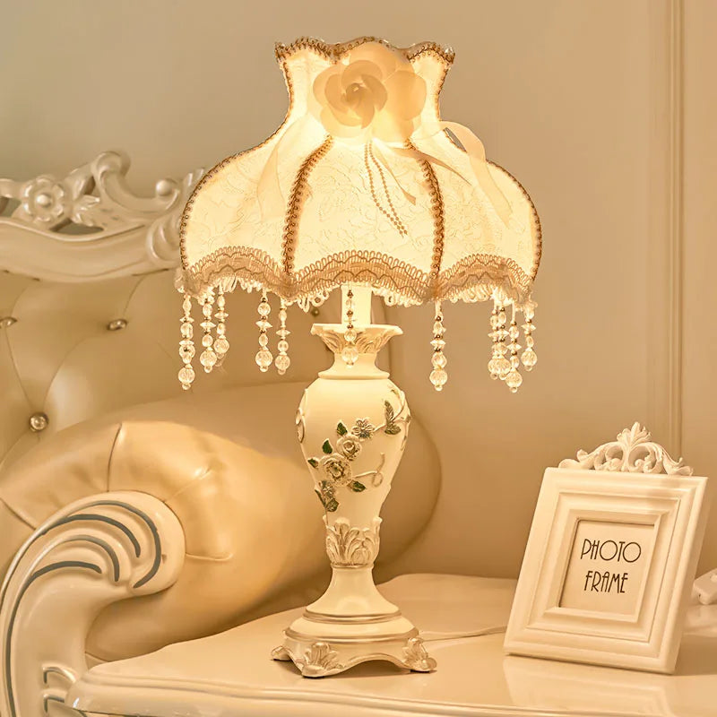 European Vintage Creative Palace Lace Resin Table Lamp – Romantic Warm Light with Dimmer Switch for Bedroom, Foyer, Studio, or Wedding Room