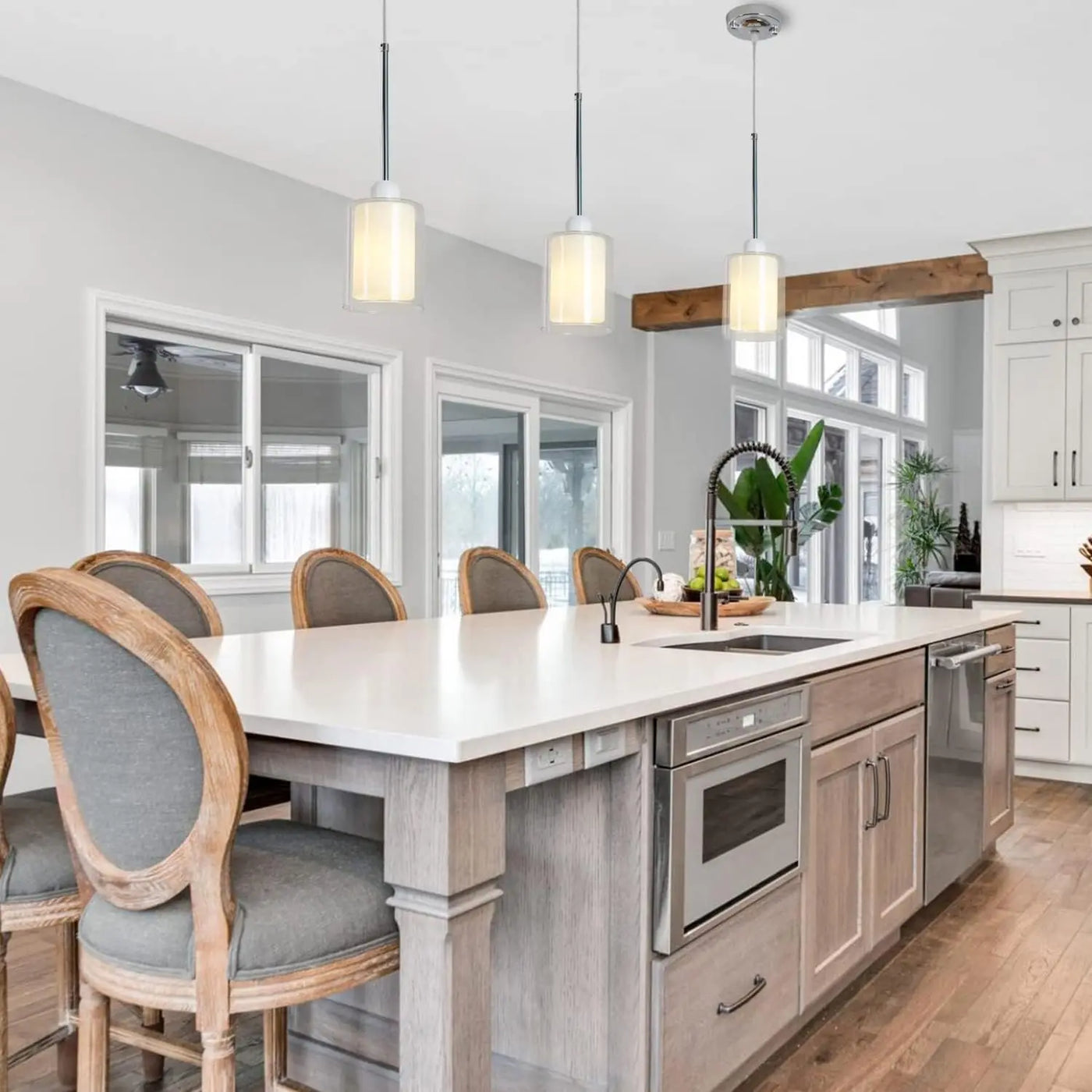 Glass Pendant Light – Modern Pendant Lighting for Kitchen Island, Farmhouse Mini Pendant Lamp